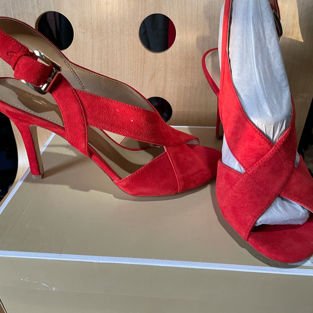 Michael Kors sandal - Picture 4 of 12